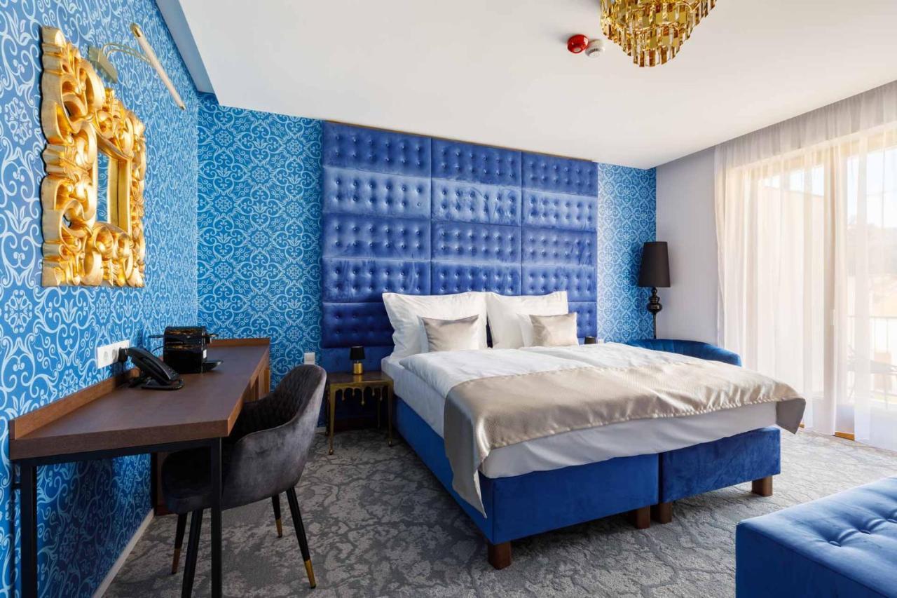 Hotel Historia Malomkert Veszprém Exteriör bild