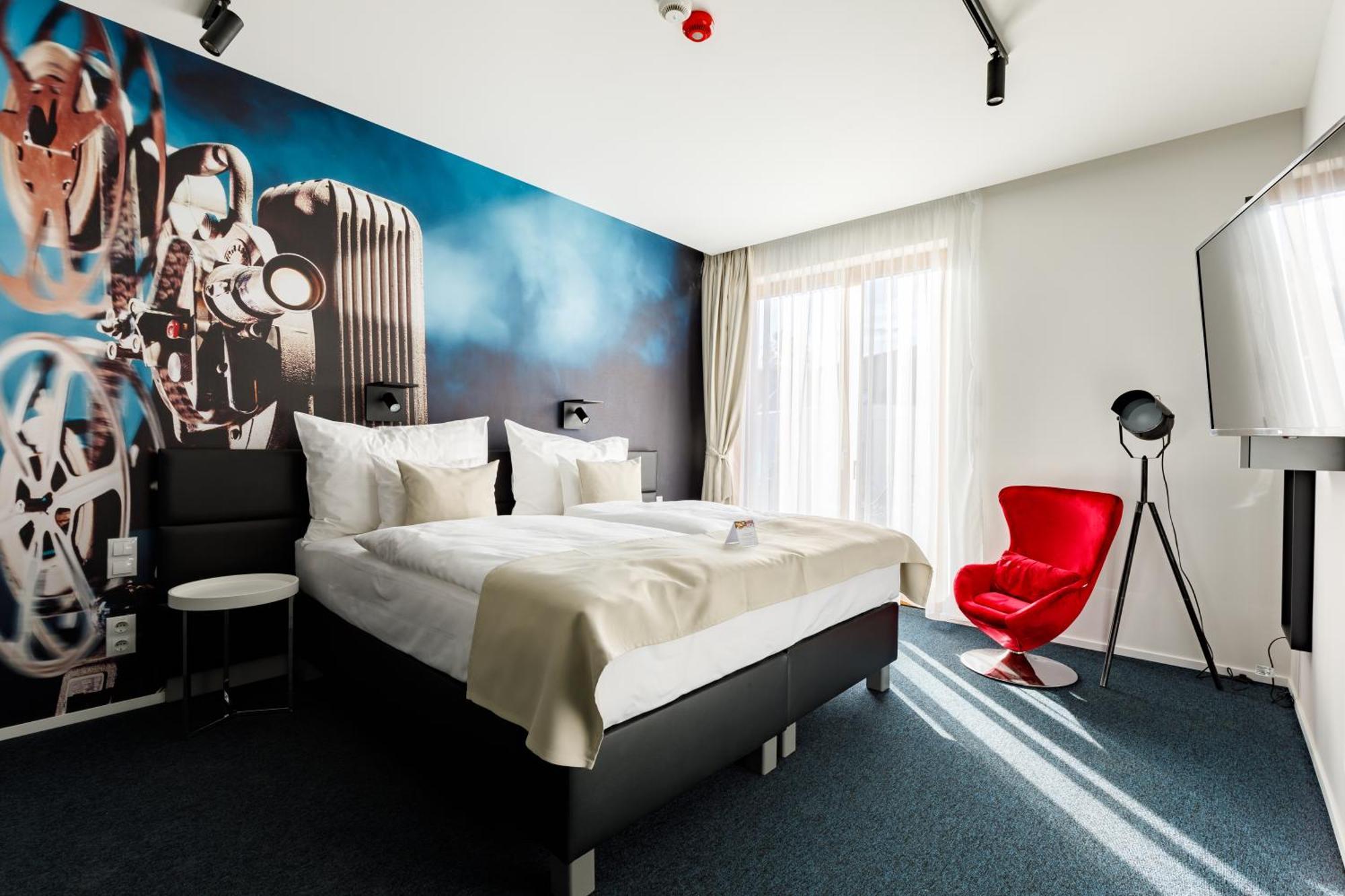 Hotel Historia Malomkert Veszprém Exteriör bild
