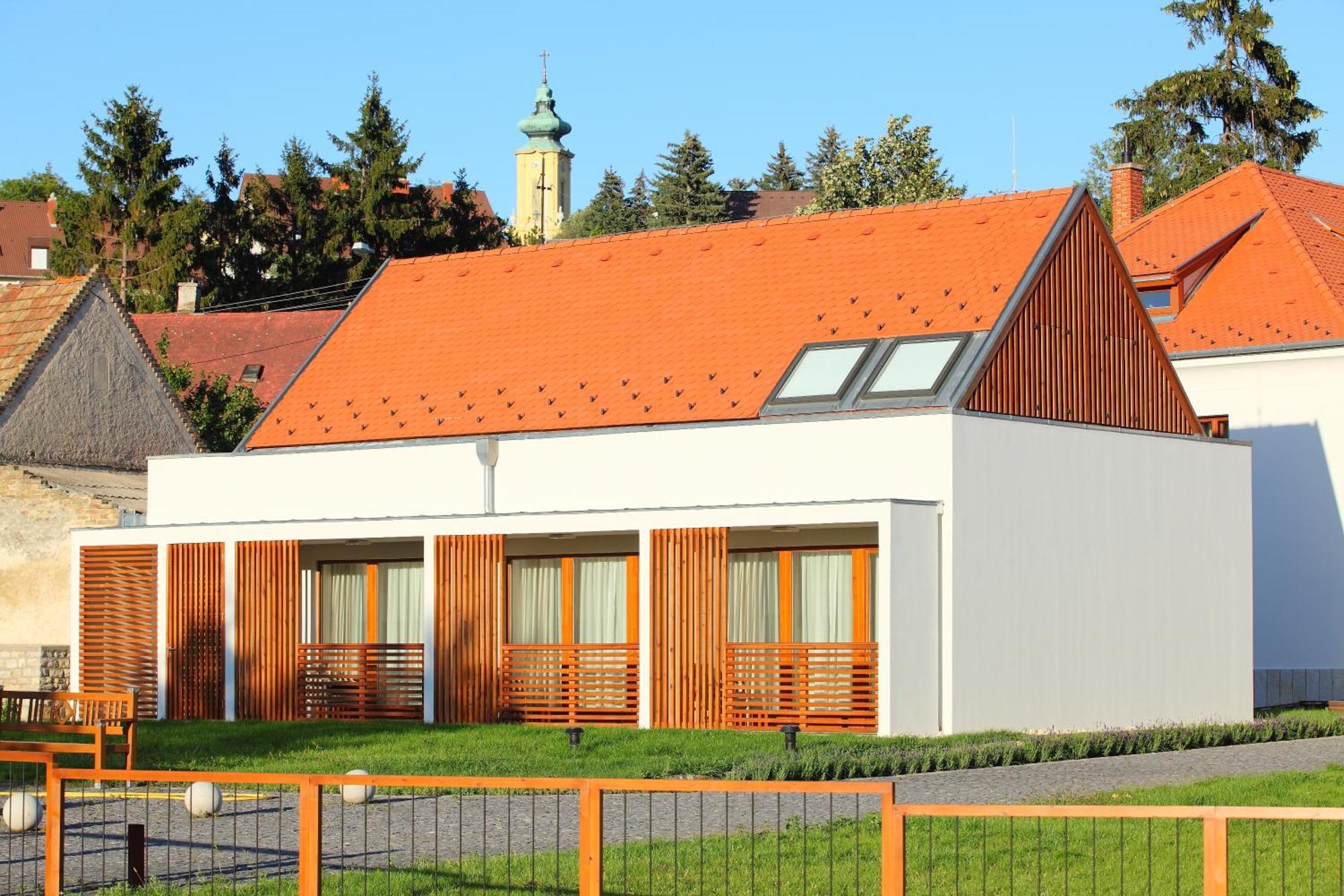 Hotel Historia Malomkert Veszprém Exteriör bild