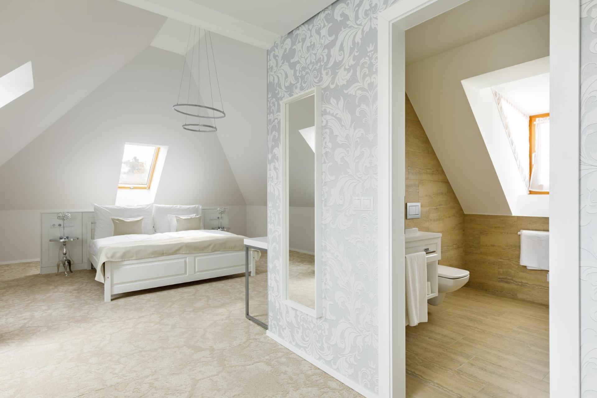 Hotel Historia Malomkert Veszprém Exteriör bild
